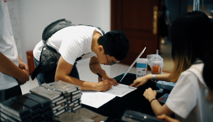 “倾听、交流、分享”2018J9九游会学院夏季校友会(图3)